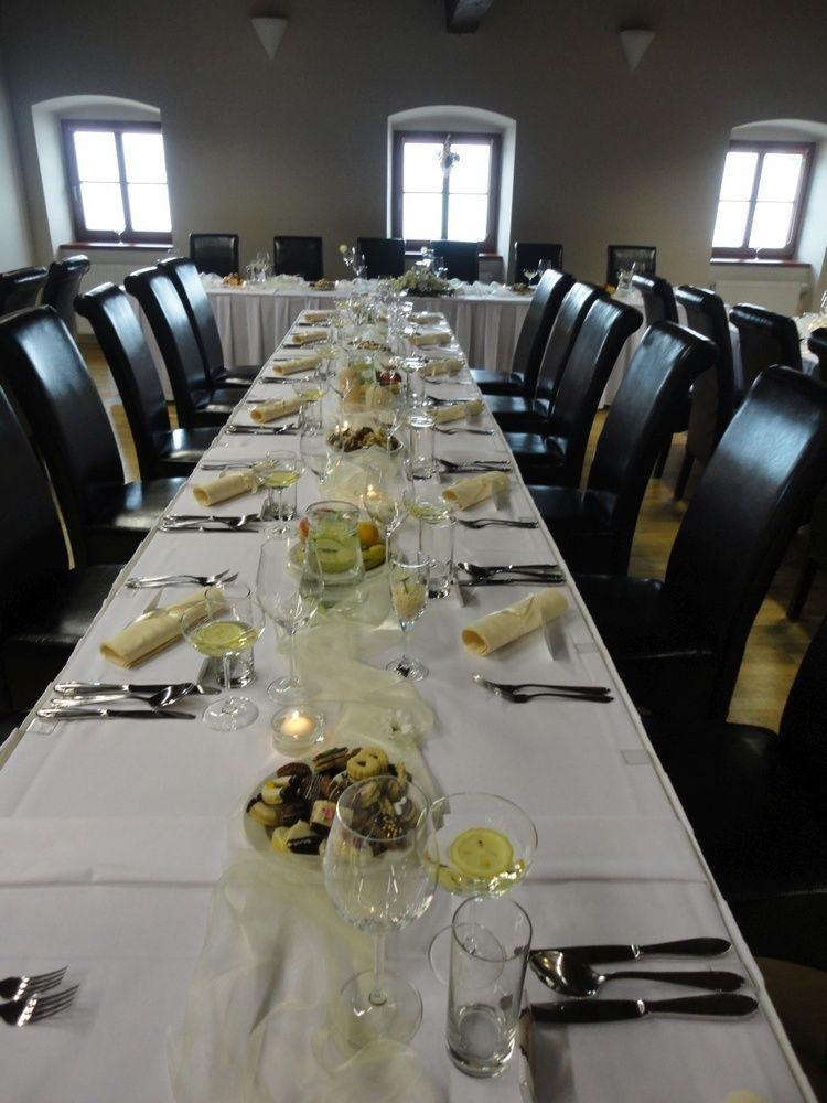 Fara Rancirov Hotel Jihlava Bagian luar foto