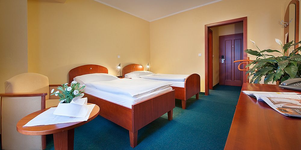 Fara Rancirov Hotel Jihlava Bagian luar foto